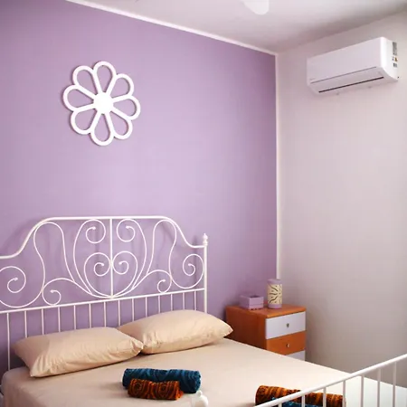 B&B Daisy Conversano-polignano A Mare 콘베르사노