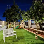 Daisy Conversano-polignano A Mare Bed & Breakfast Conversano