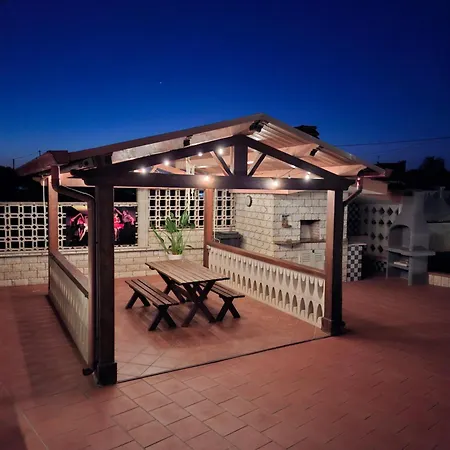 Daisy Conversano-polignano A Mare Conversano