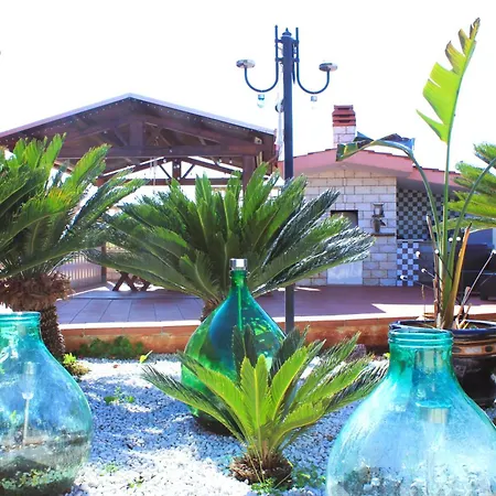 Daisy Conversano-polignano A Mare Frühstückspension 4*