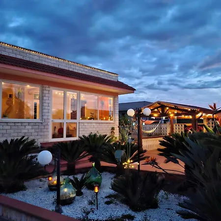 Daisy Conversano-polignano A Mare Oda ve Kahvaltı